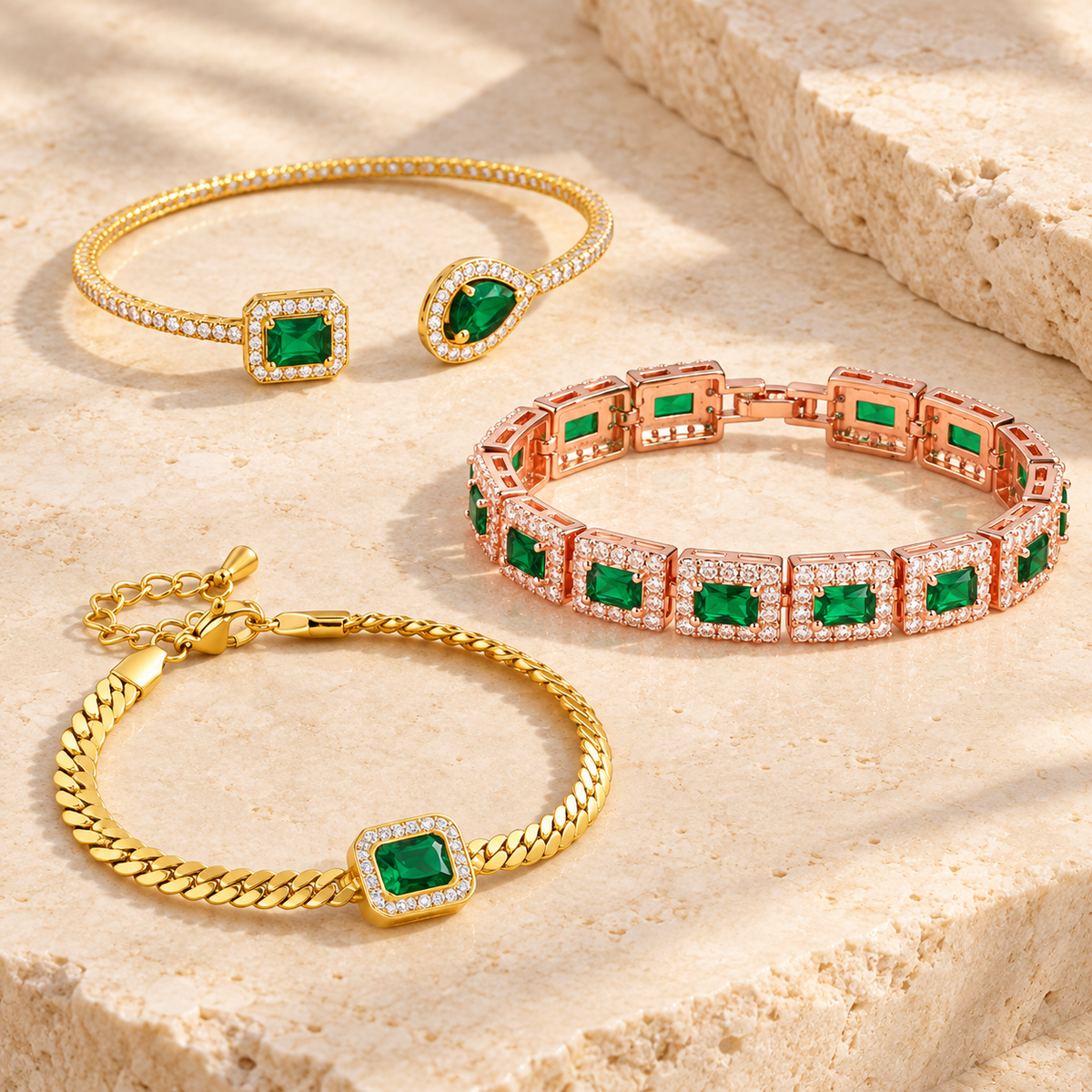 Selección de joyas de la colección EMERALD BRACELETS de Aura del Sol