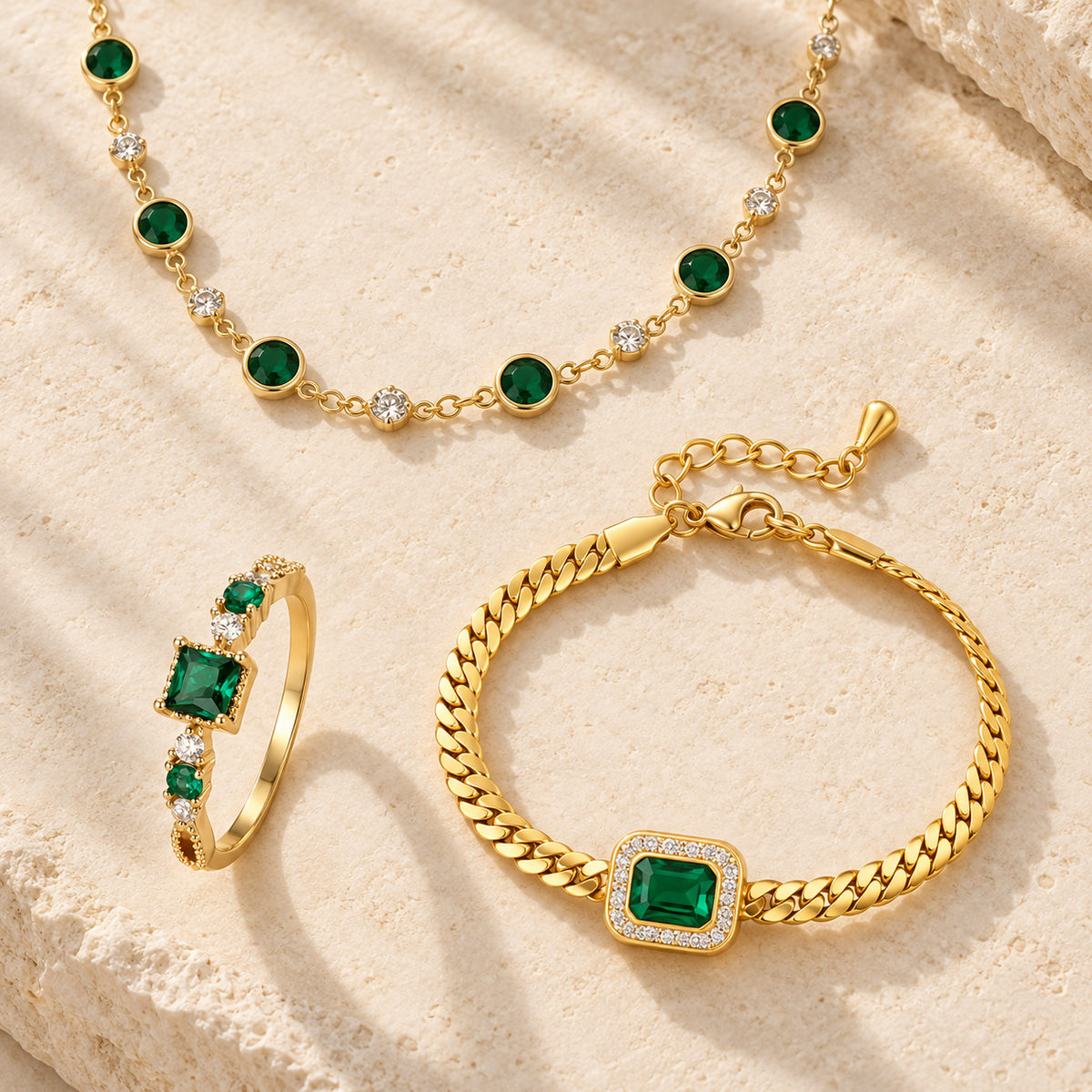 Colección Esmeralda: collar, pulsera y anillo con piedras verdes