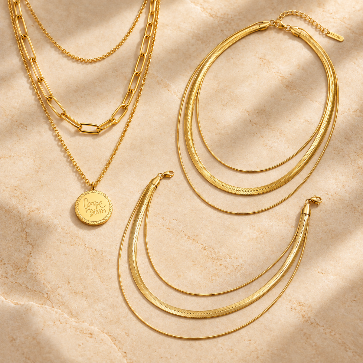 Selección de joyas de la colección Layered Necklaces de Aura del Sol