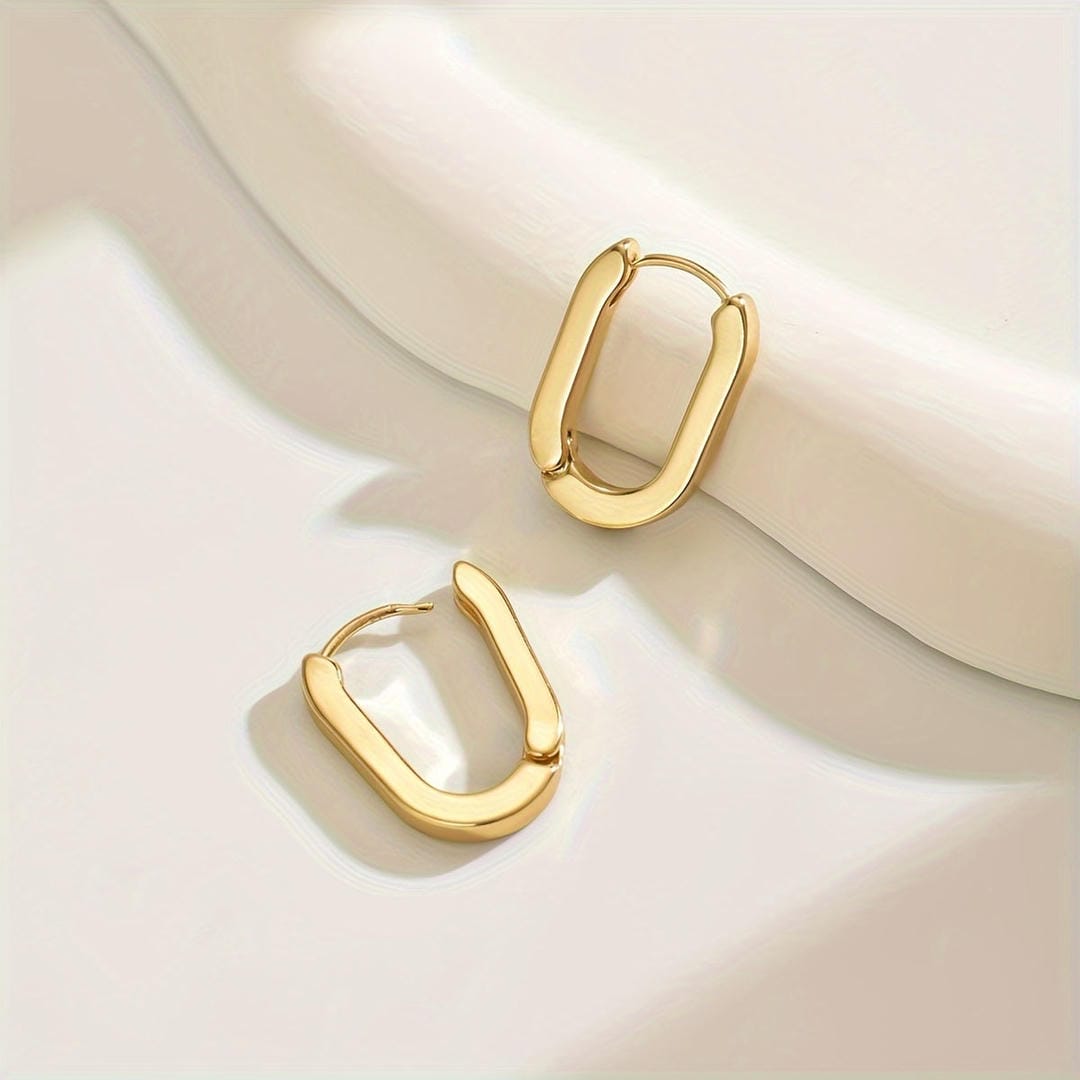 Pendientes de aro geométricos elegantes