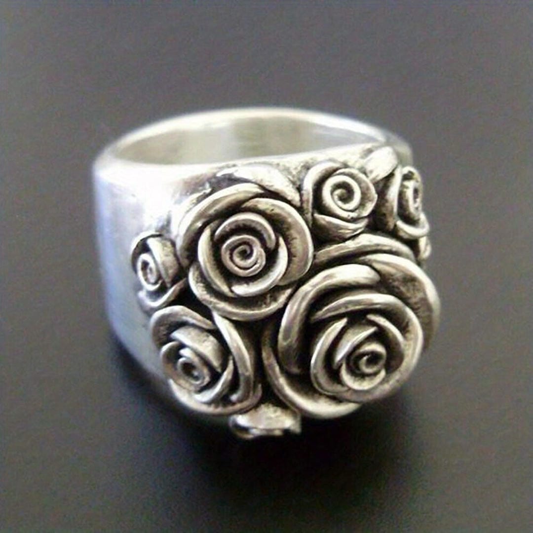 Anillo de plata de ley con rosa