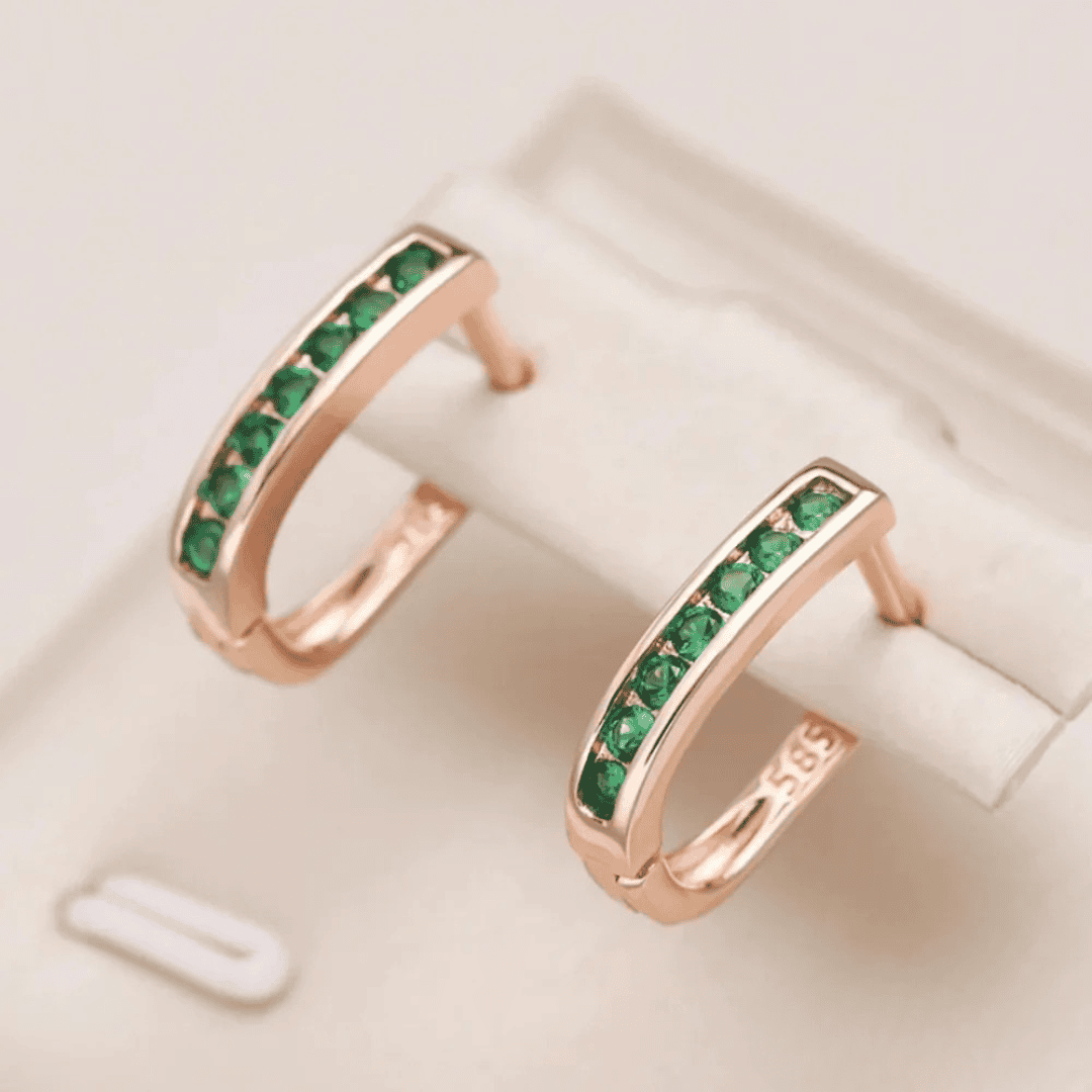 Pendientes elegantes de cristal verde