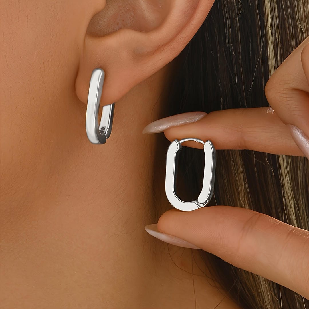 Pendientes de aro geométricos elegantes