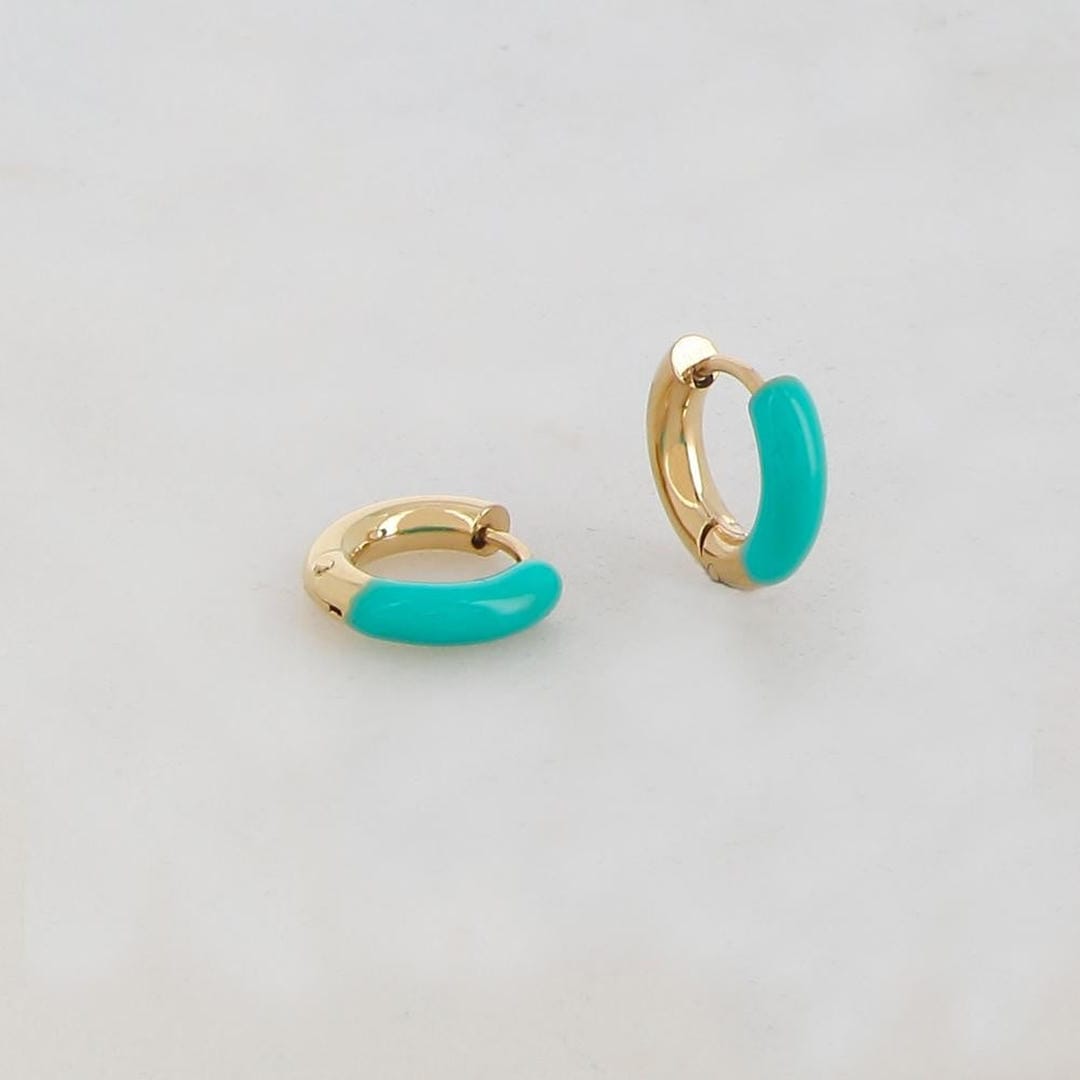 Pendientes de aro alegres y coloridos