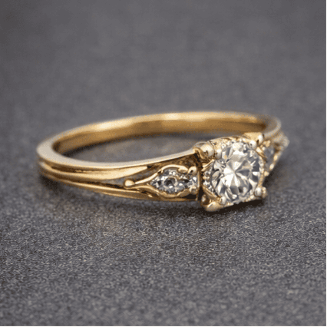 Anillo Curvo Dorado Minimalista