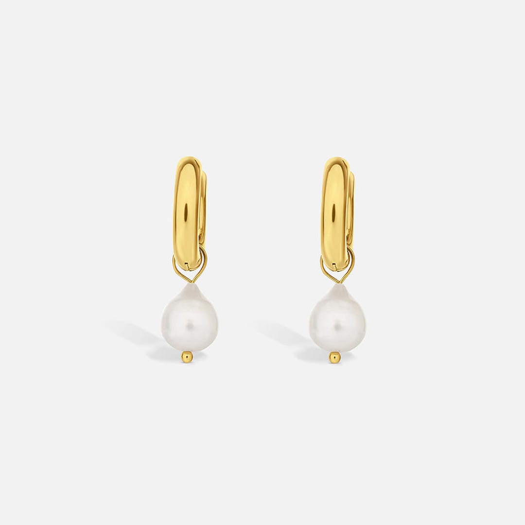 Pendientes de Oro Atemporales con Perlas Colgantes