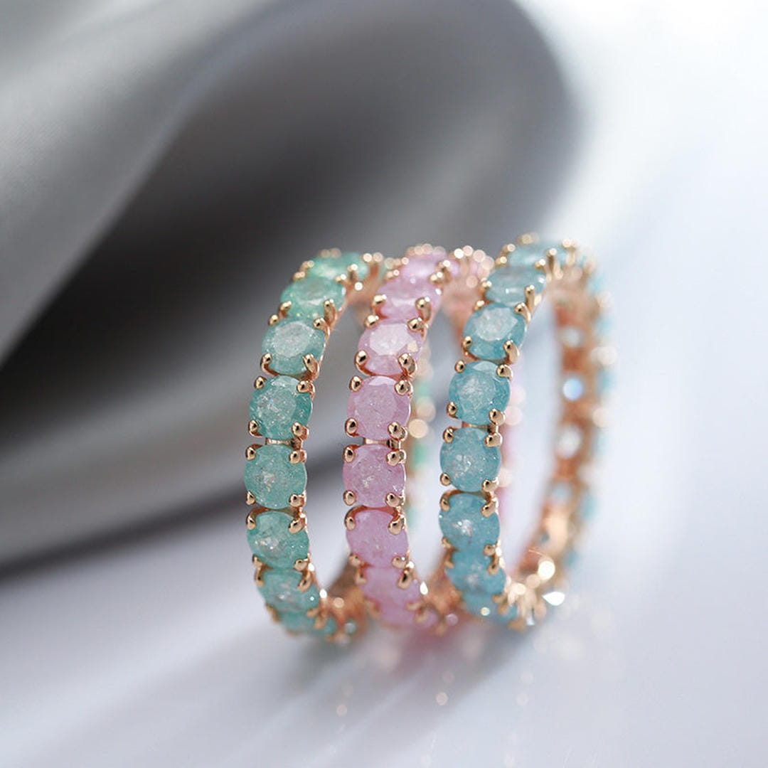 Anillo llamativo Eternity Aqua Crystal