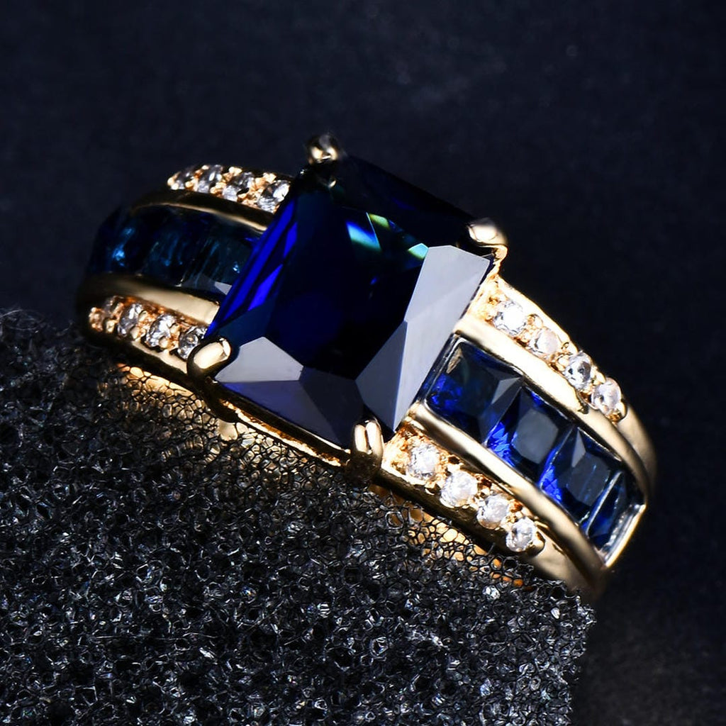Anillo Pétalo de Terciopelo Zafiro