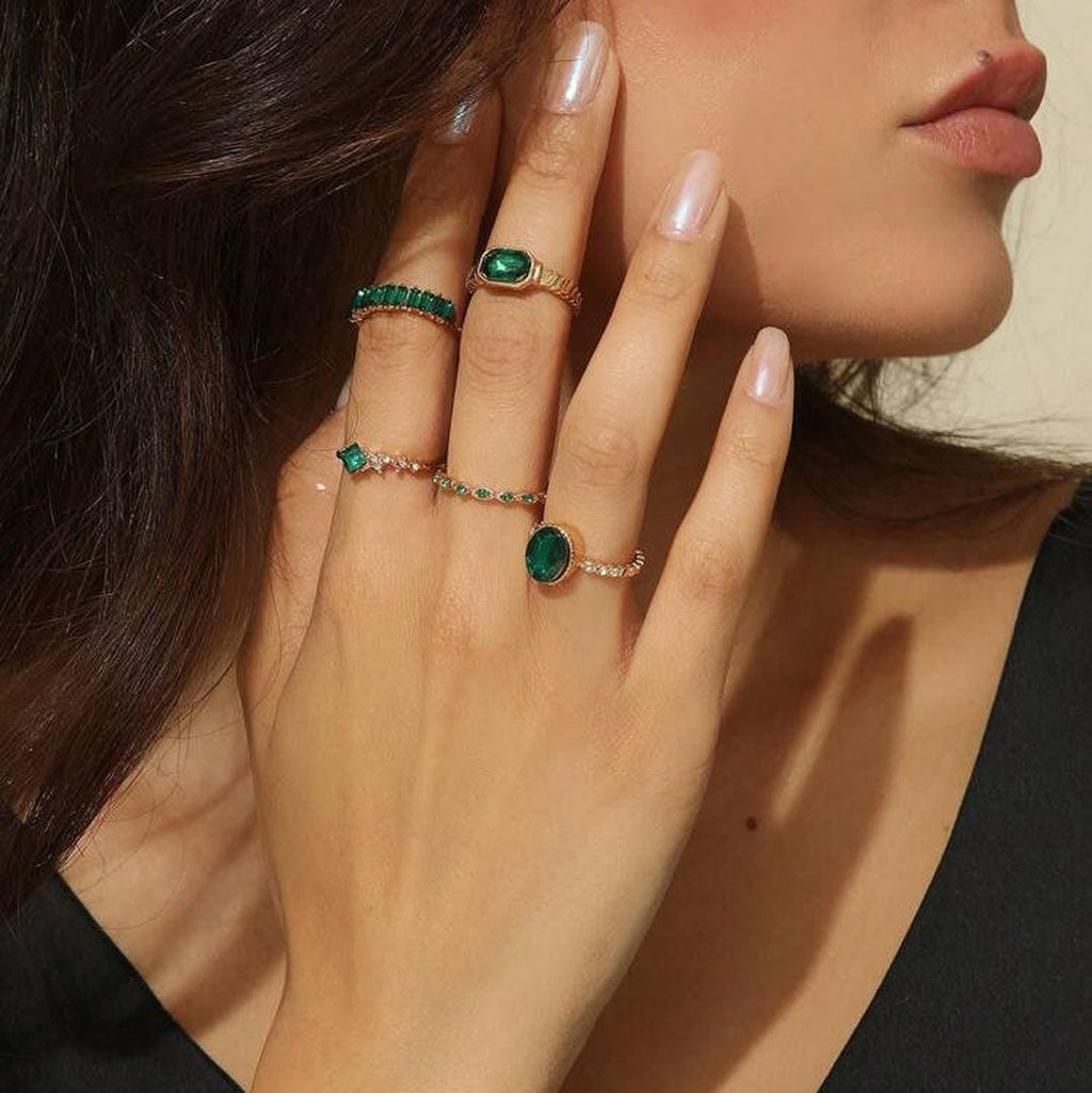 Conjunto de anillos de oro Zarina Esmeralda Exquisita