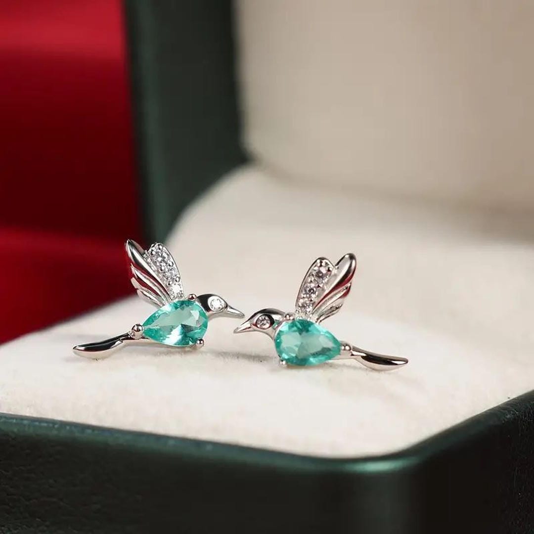 Pendientes de circonita con forma de colibrí