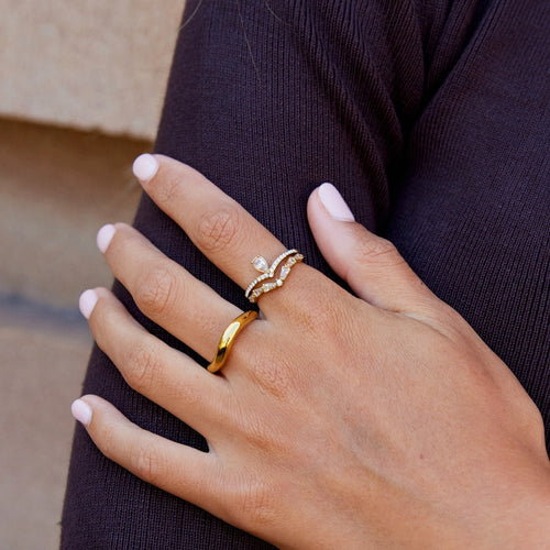 Anillo de cristal Lilly de oro de 18K