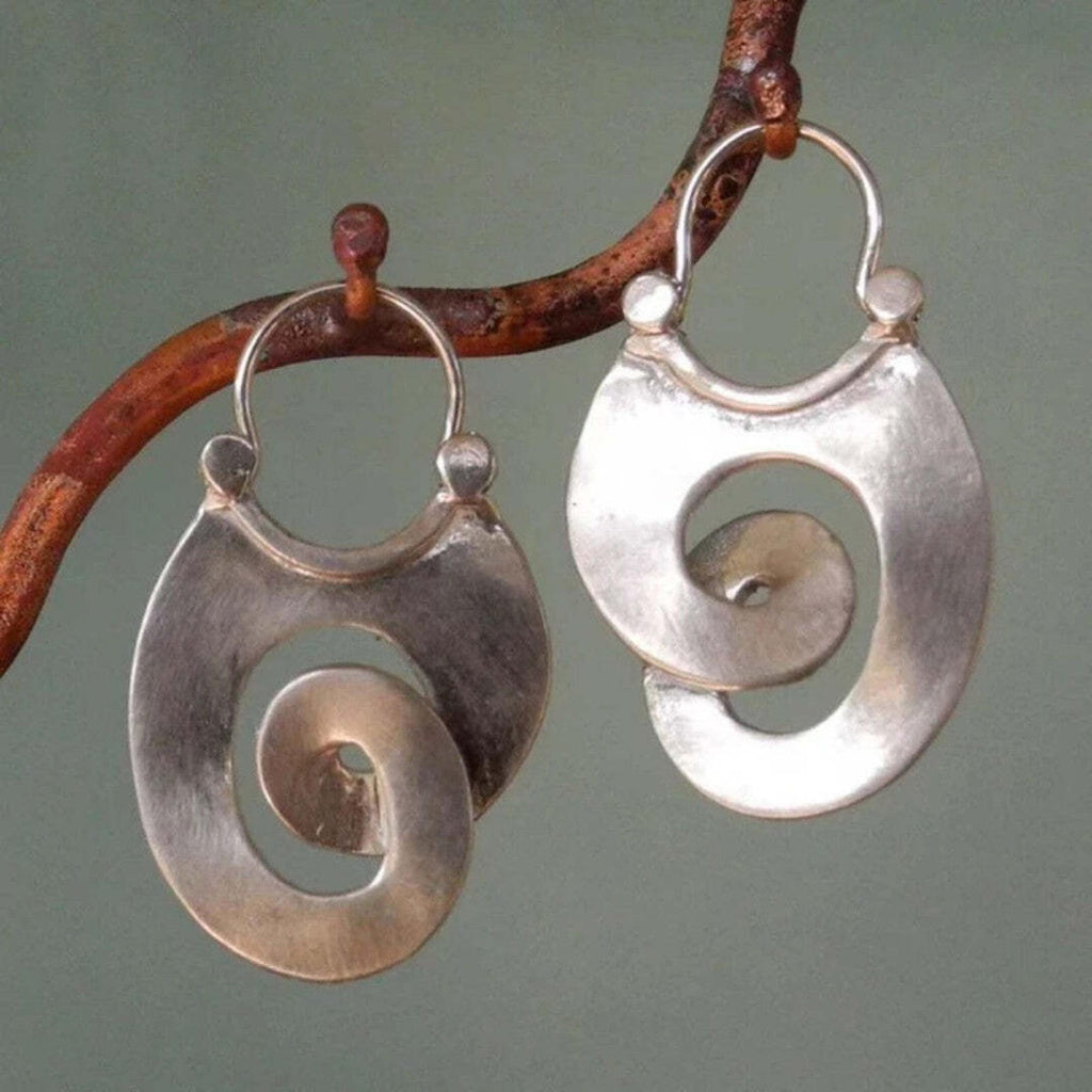 Pendientes de plata irregulares de estilo retro