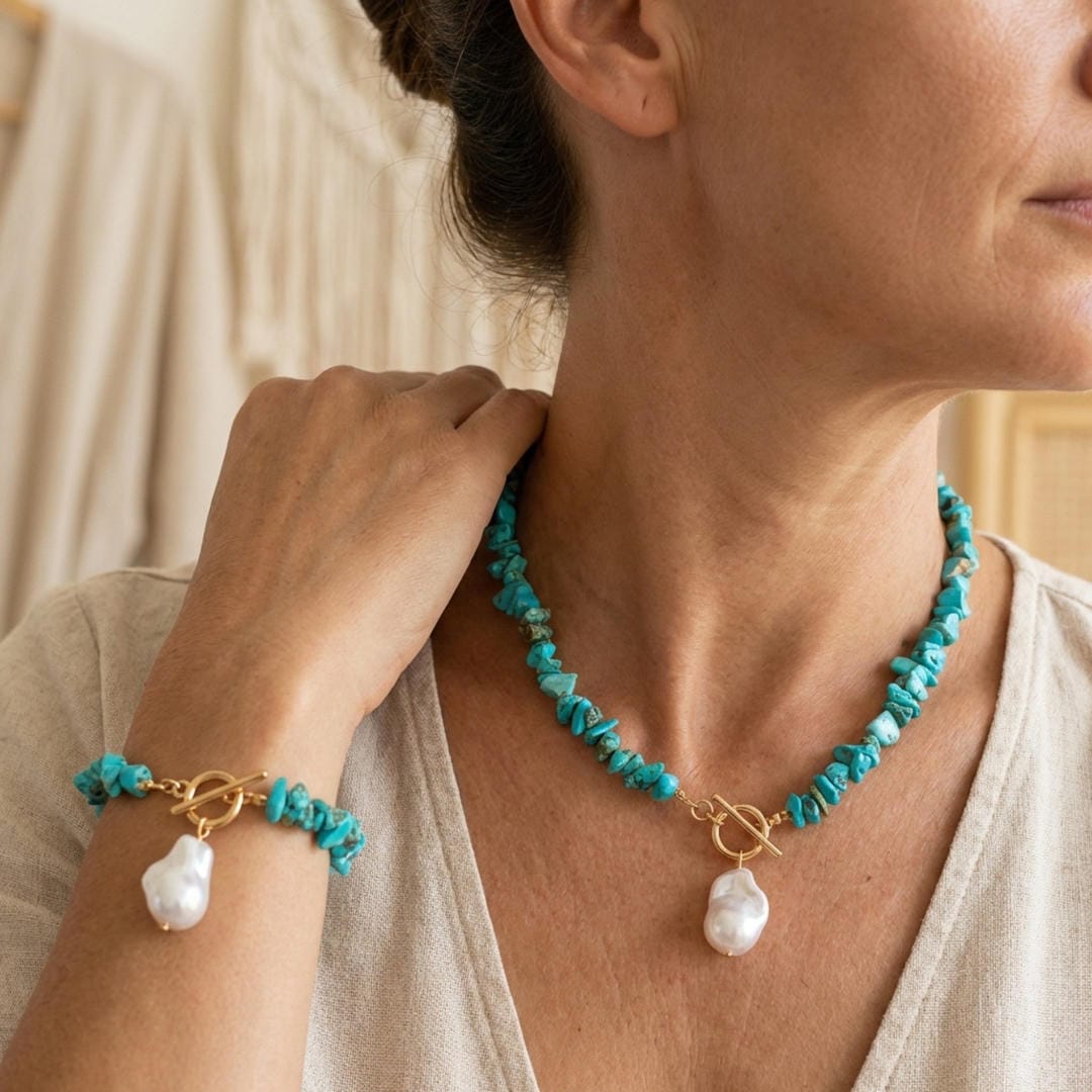 Conjunto de collar y pendientes de perlas con cuentas estilo boho