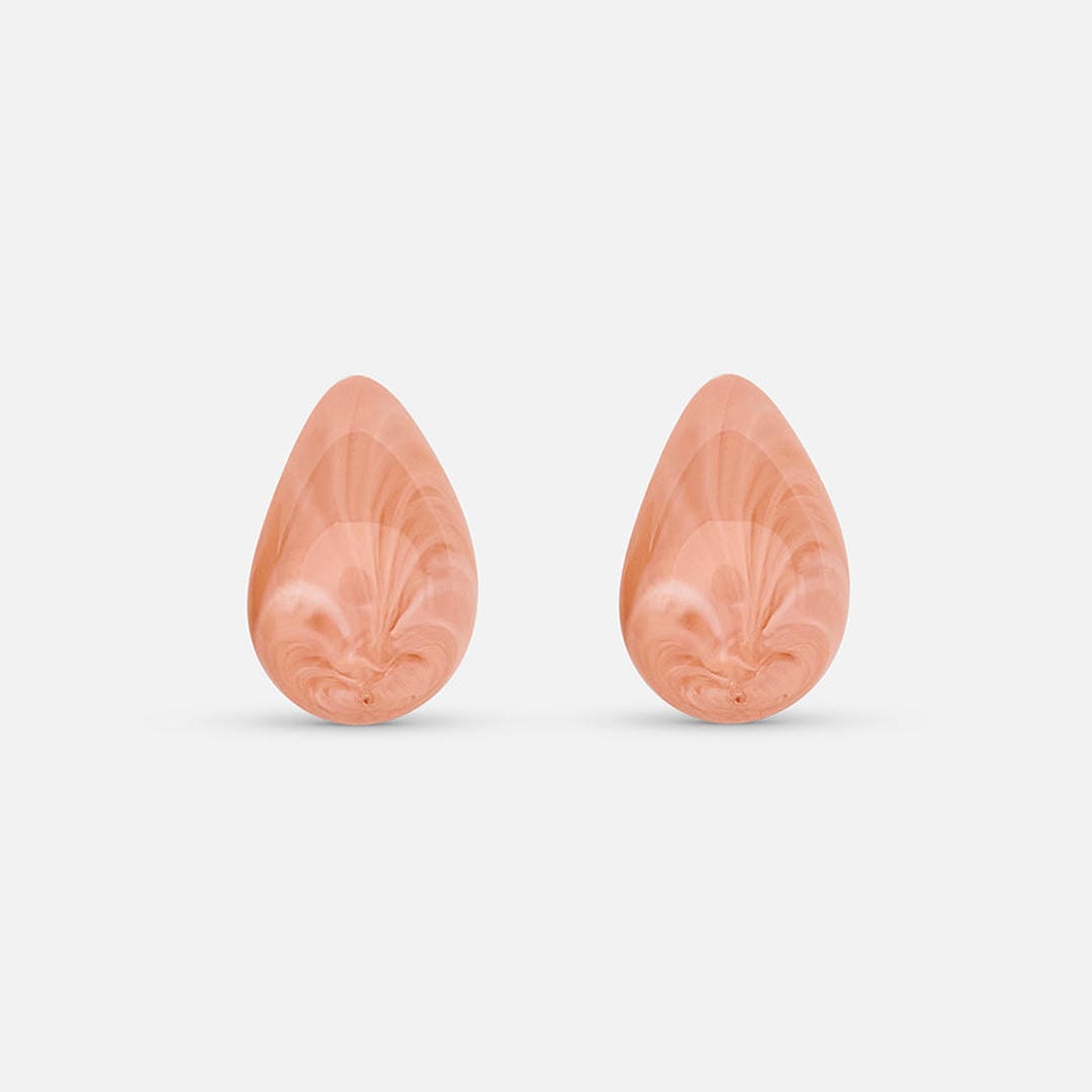 Pendientes modernos de lágrima color rubor
