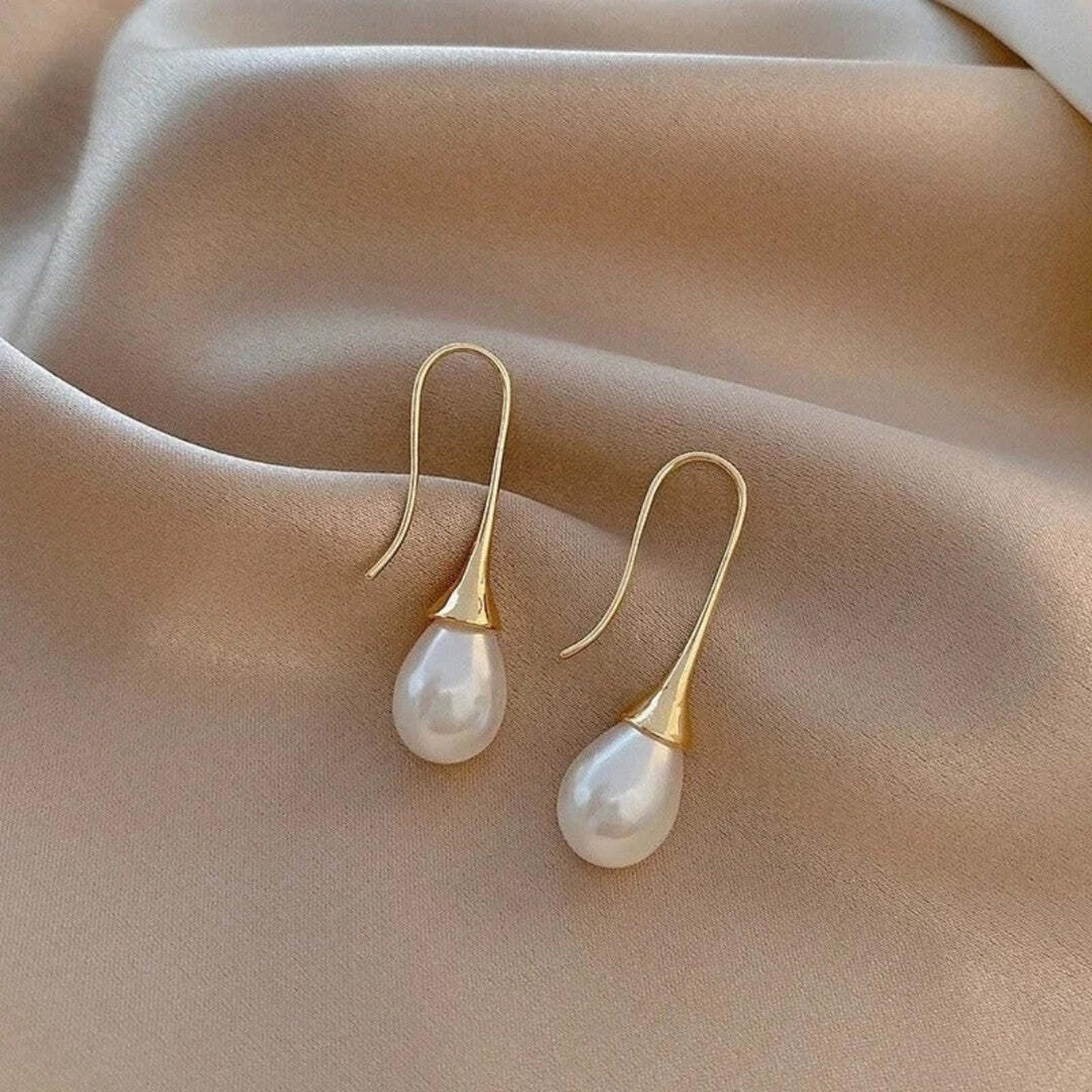 Pendientes clásicos Pearl Helena