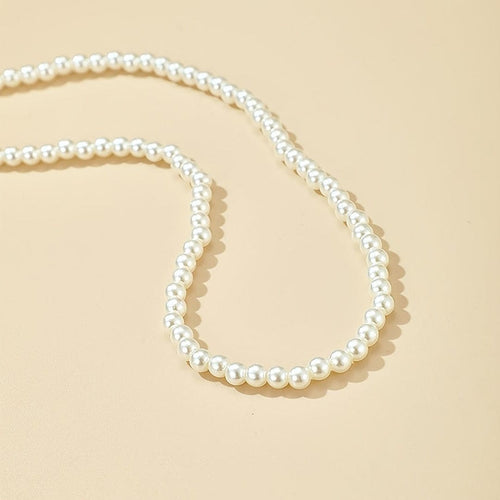 Gargantilla bohemia elegante con perlas
