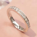 Anillo apilable de princesa de canal