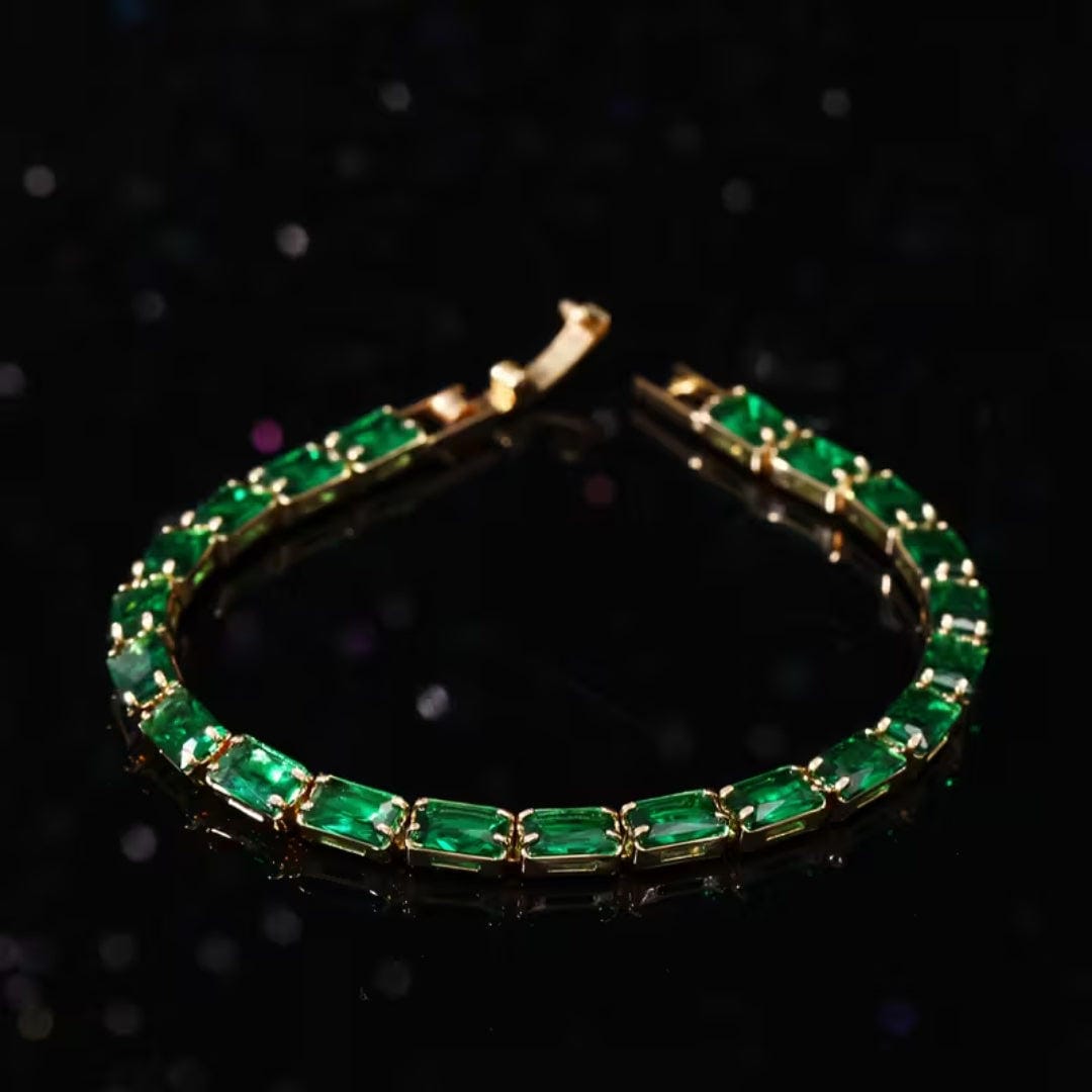 Pulsera de tenis de esmeraldas atemporal