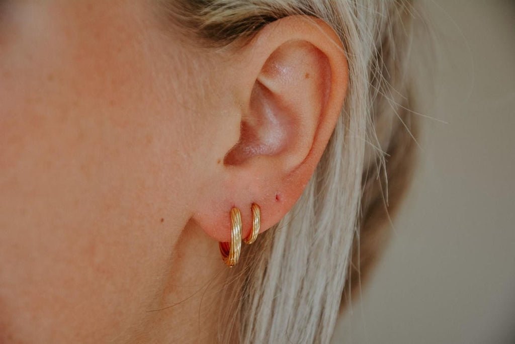 Pendientes de aro apilables en oro o plata