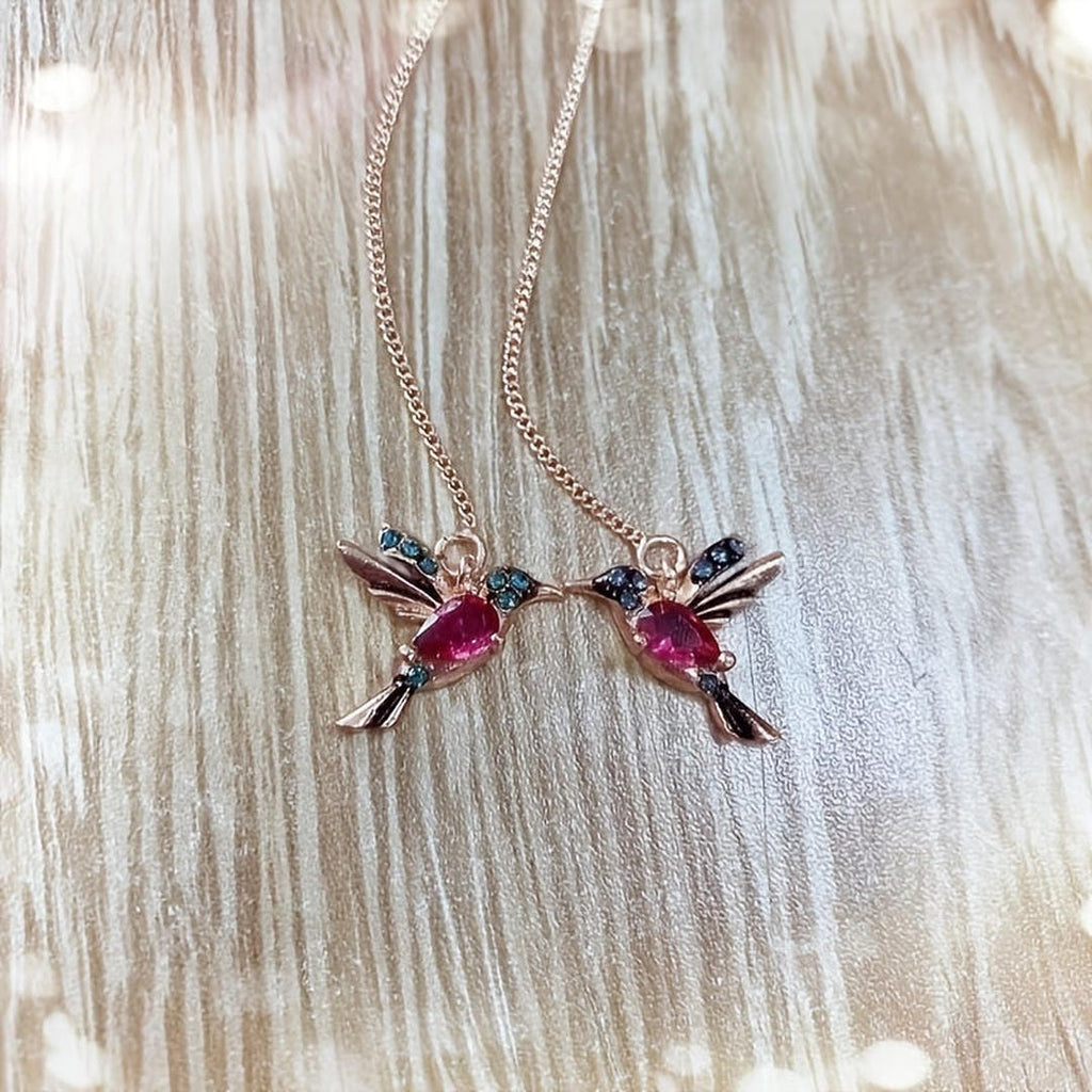 Pendientes Enhebrados Colibrí Gema