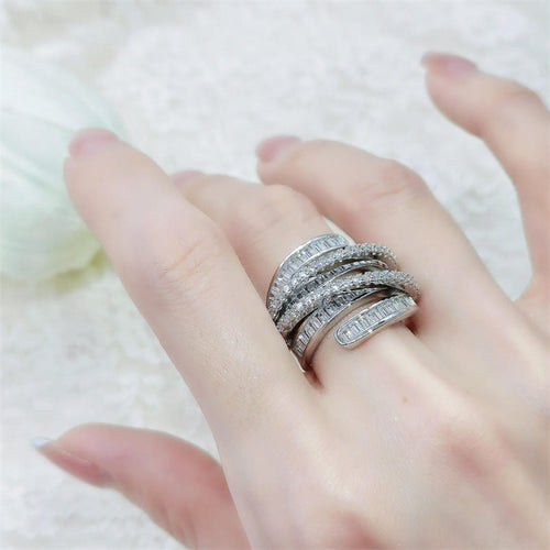 Anillo de Plata Ajustable con Circonita