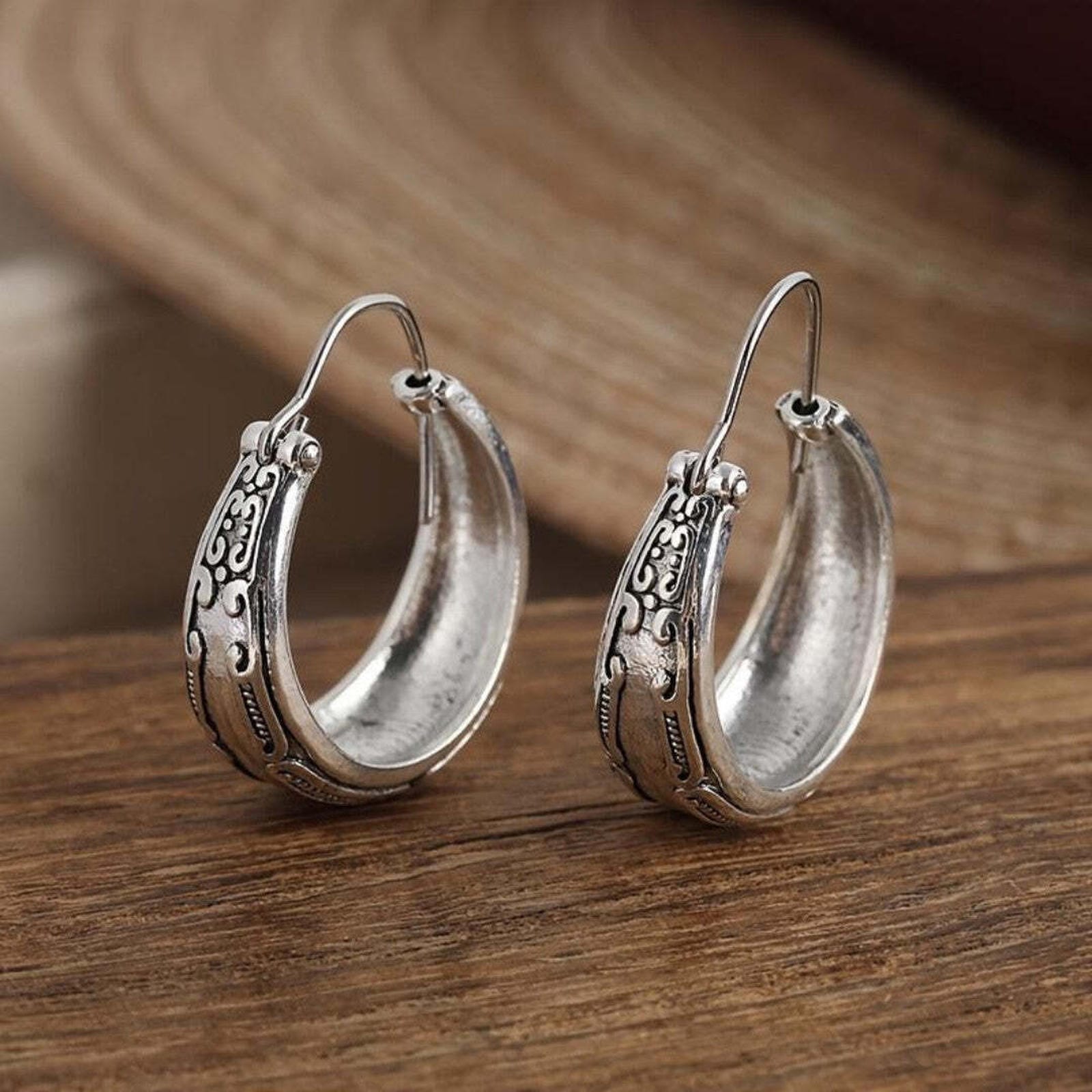 Clásicos Pendientes de Plata con Mandala