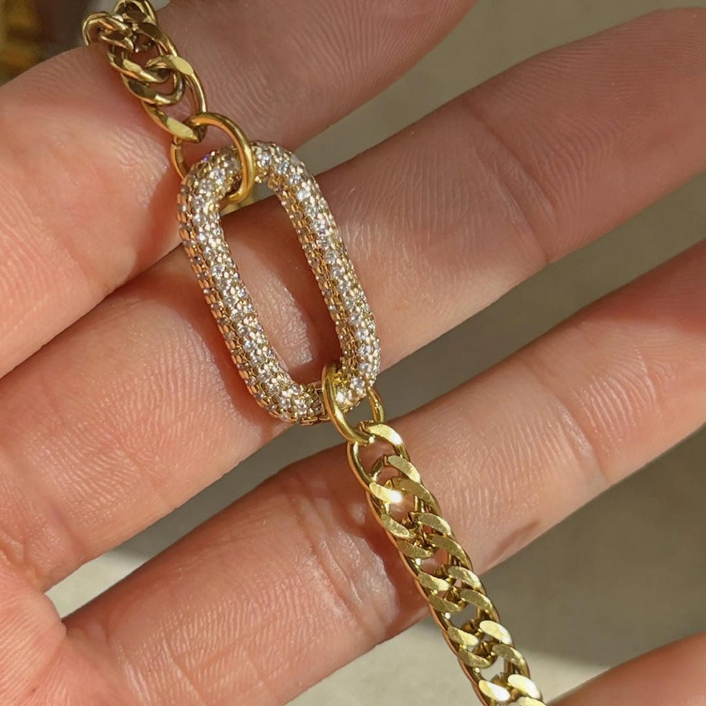 Pulsera de cristales blancos radiantes
