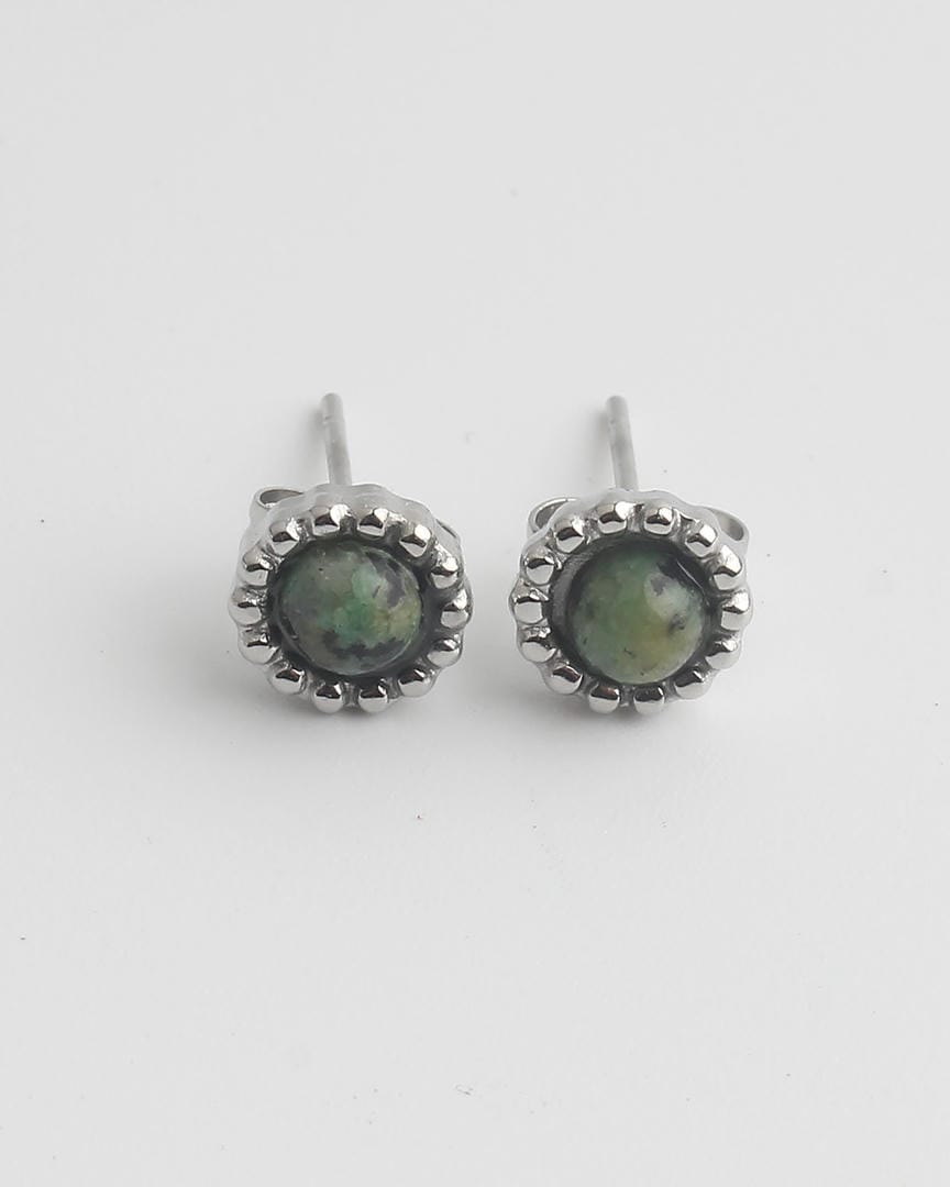 Elegantes pendientes de piedra