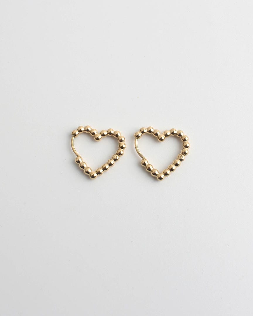 Pendientes de aro con corazón de cuentas