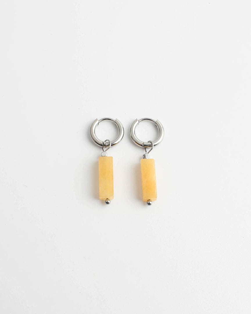 Pendientes de barra de piedra tonificada