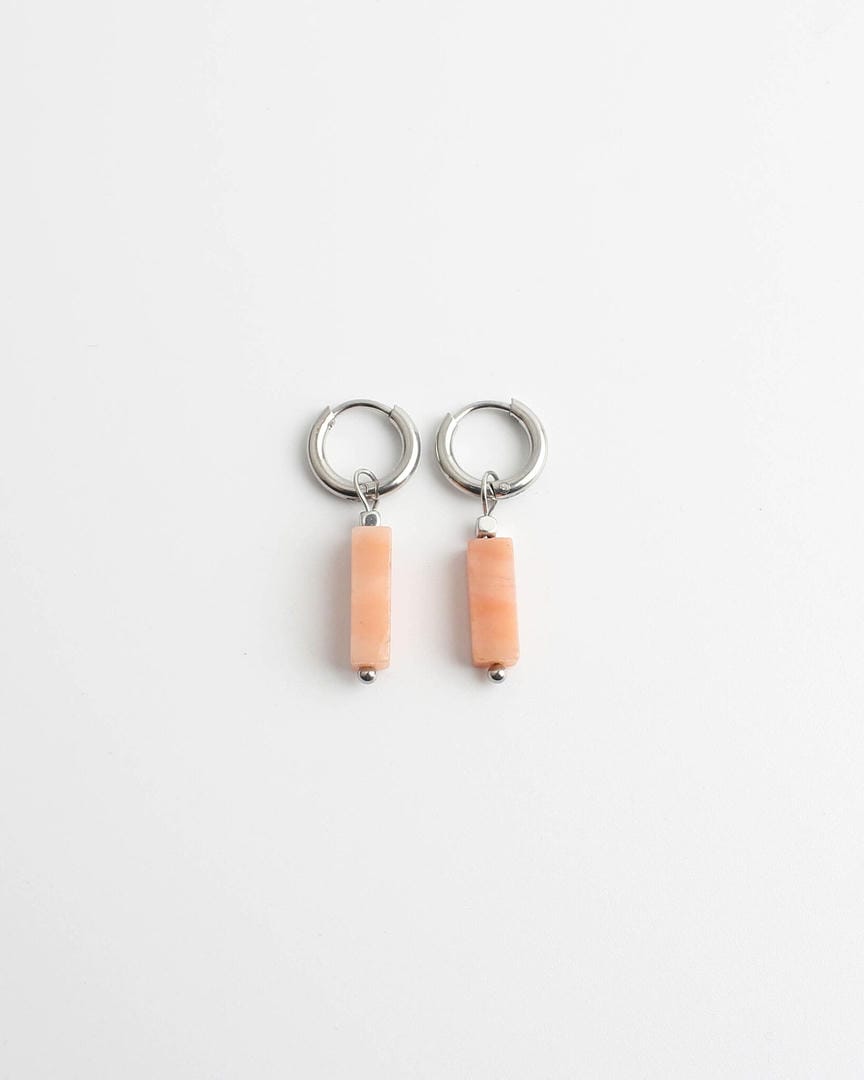 Pendientes de barra de piedra tonificada
