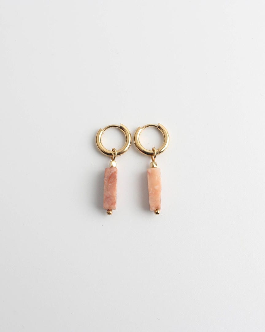 Pendientes de barra de piedra tonificada