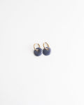 Aretes de aro redondos de piedra