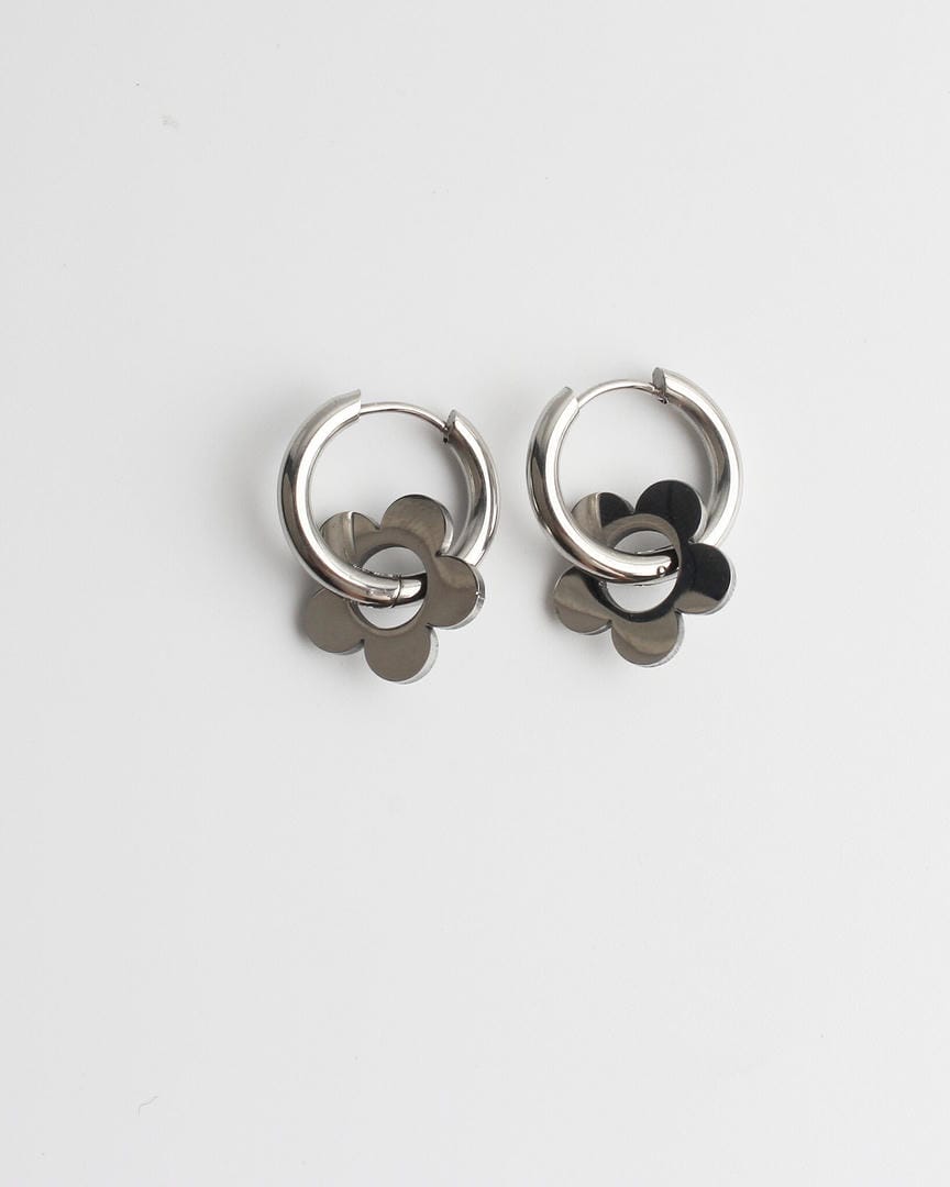 Pendientes de aro colgantes de flores