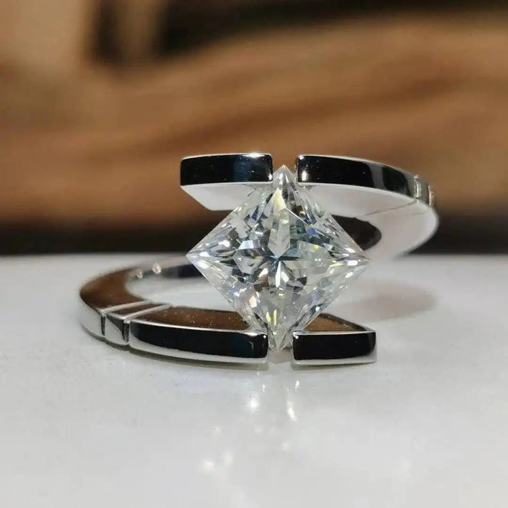 Anillo Abierto de Plata con Circonita Vintage