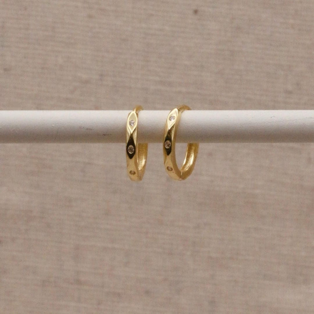 Arracadas Huggie Marquesa de Oro