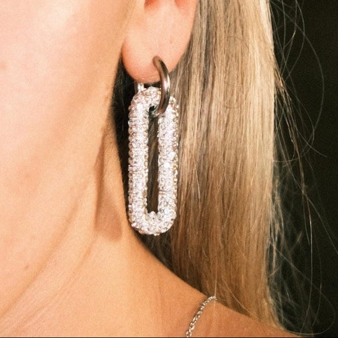 Pendientes de aro con eslabones rectangulares de pavé