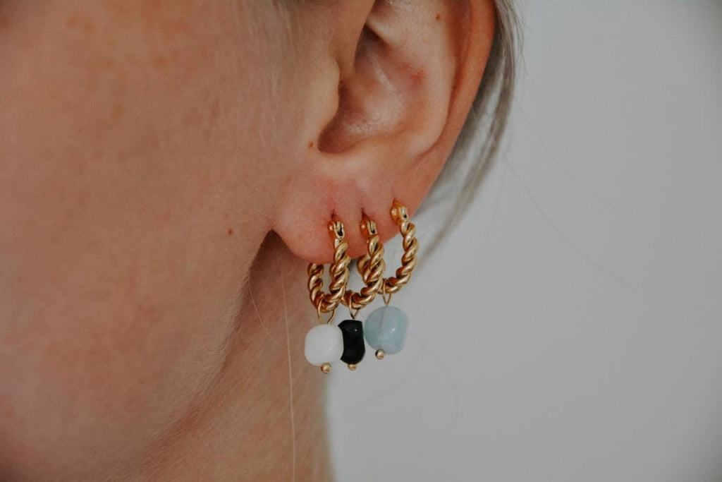 Pendientes Louane Twisted con piedra caída grácil