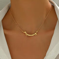 Collar Colgante con forma de Perro Salchicha