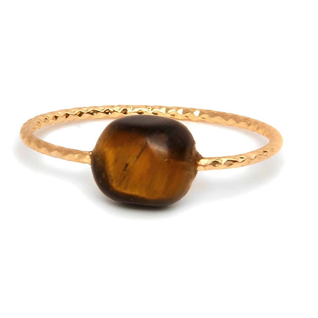 Anillo Delgado con Piedras de Colores