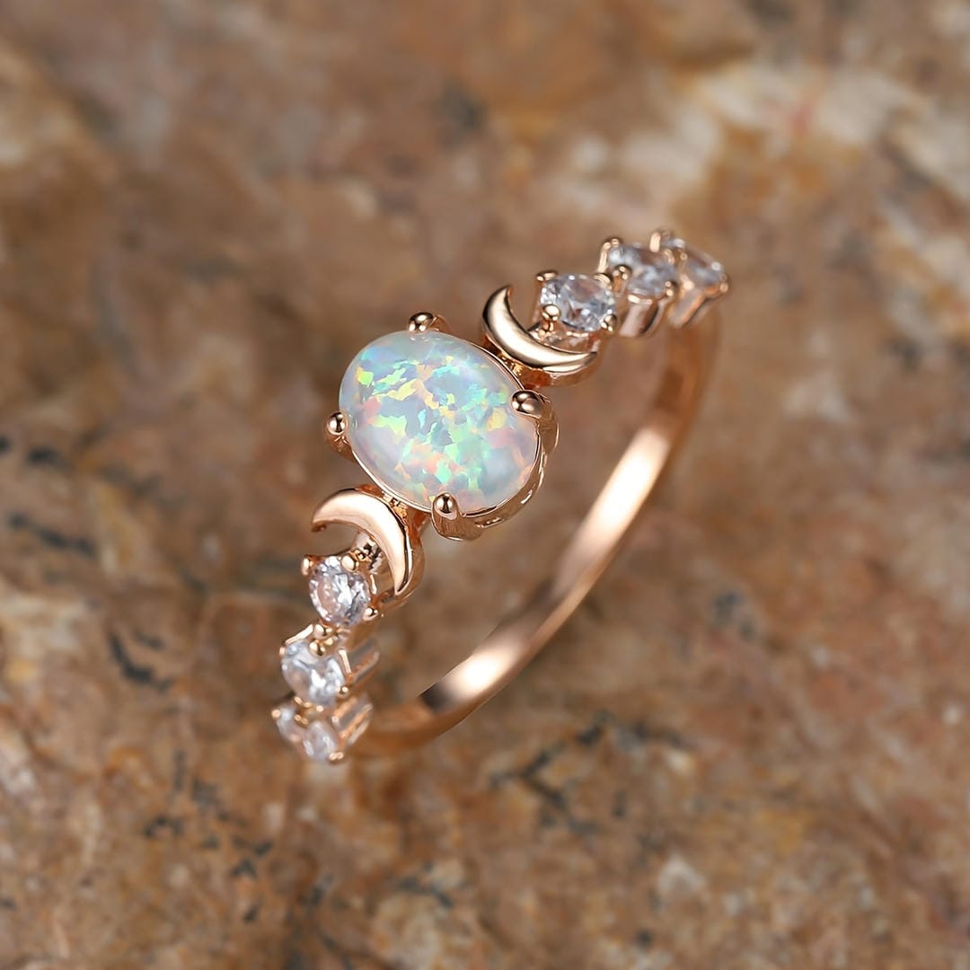 Anillo de Piedra Lunar Ópalo Celestial