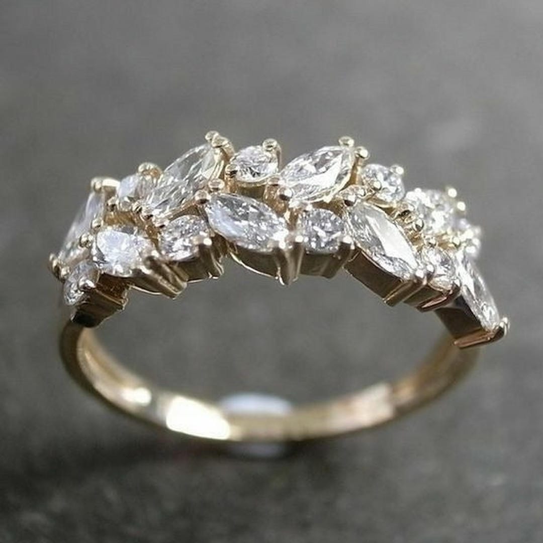 Anillo de circonita cúbica vintage