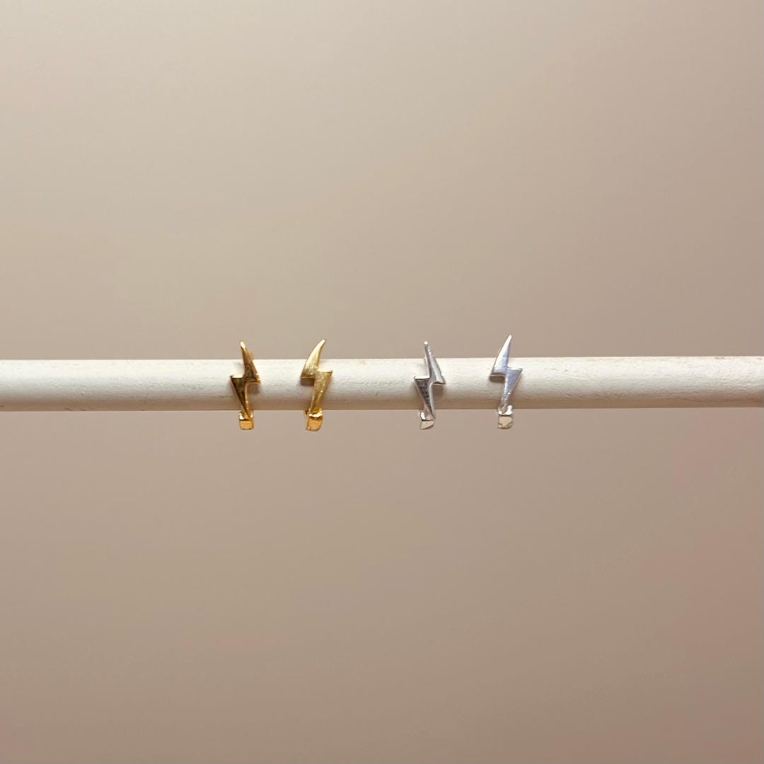 Aretes pequeños de rayo