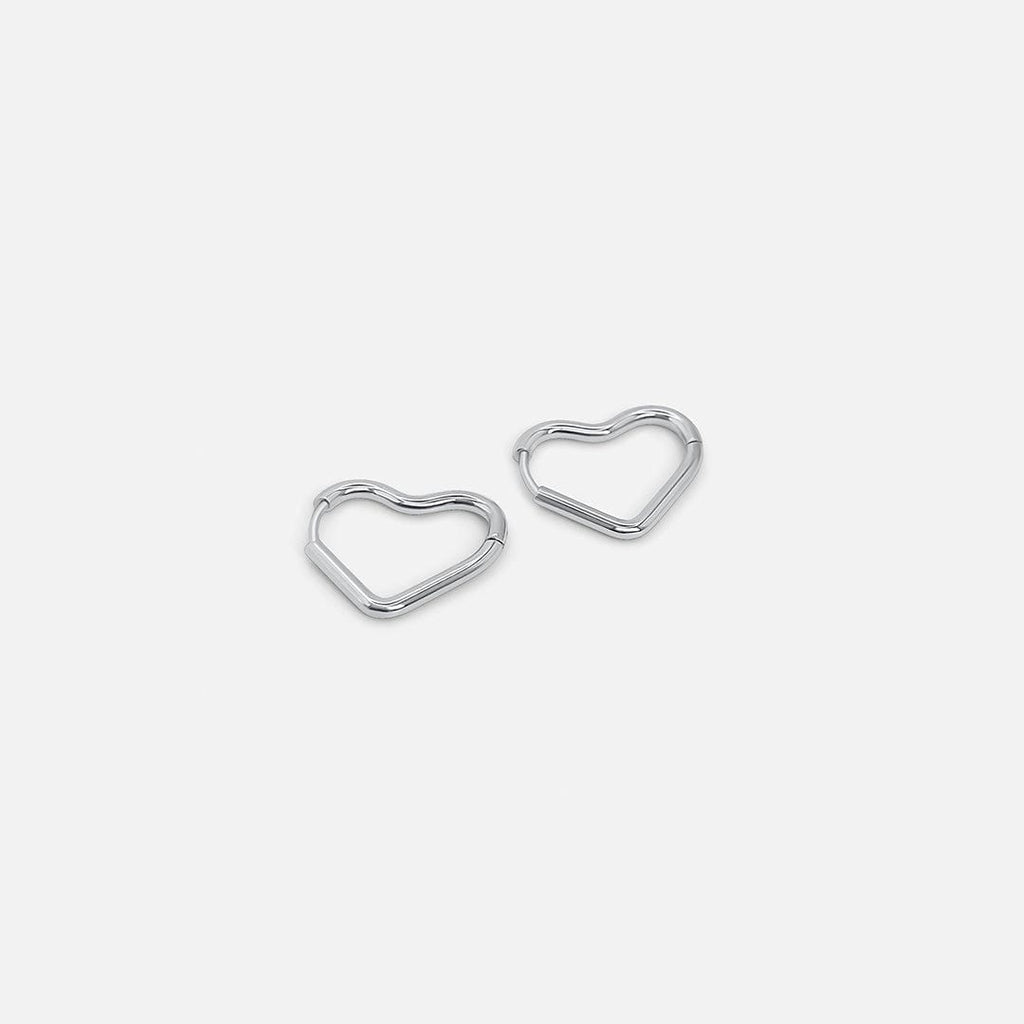 Mini Aros de Corazón Plateados