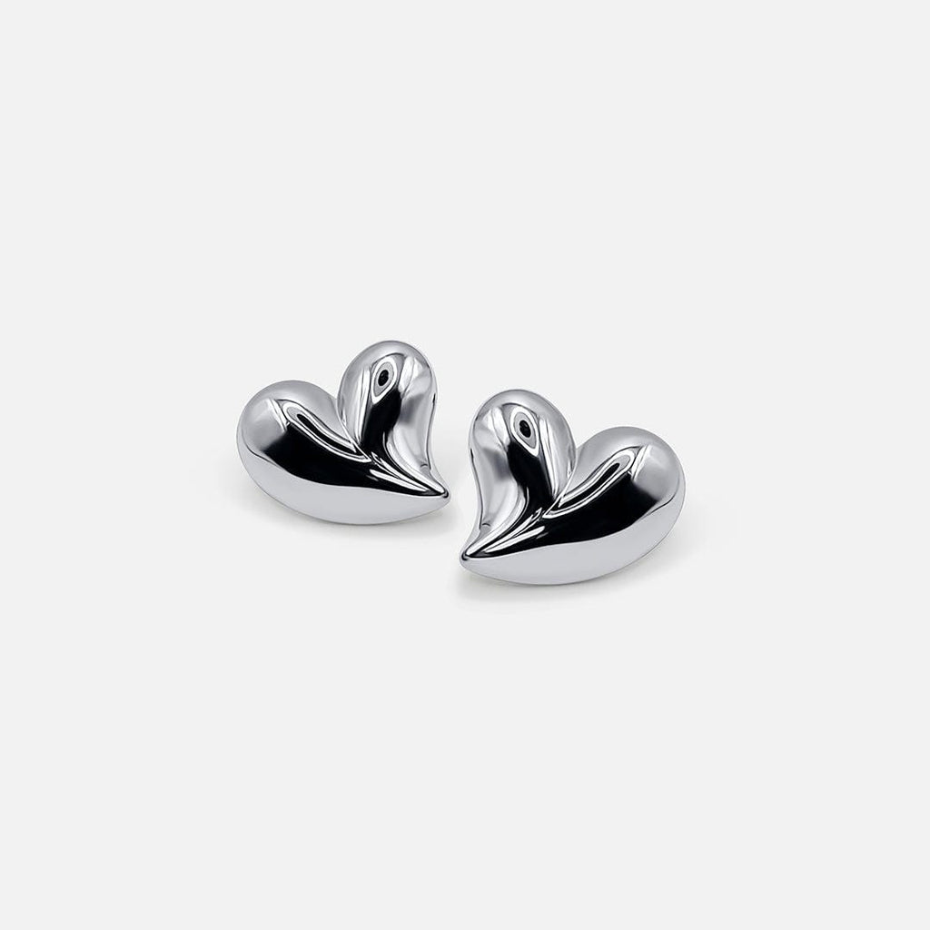 Pendientes de botón clásicos de corazón plateado