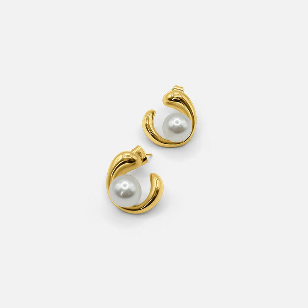 Pendientes Elegantes de Perlas con Remolino Dorado