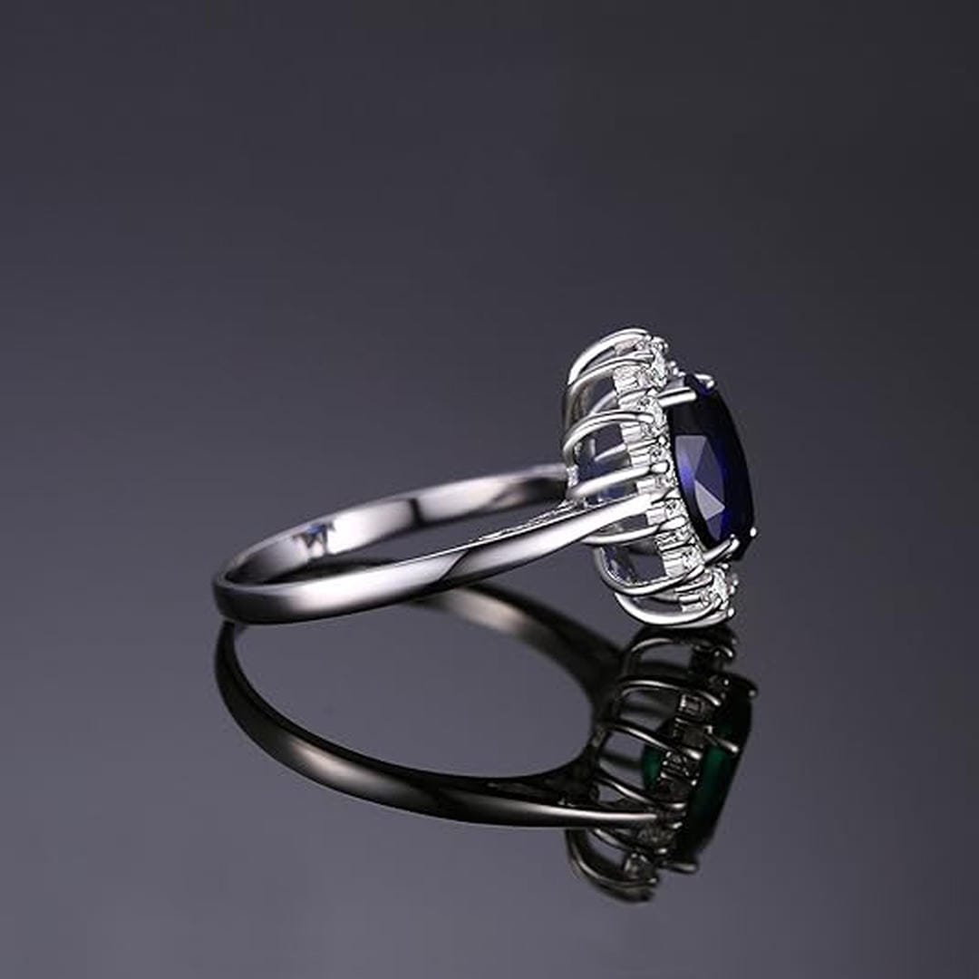 Anillo clásico de zafiro con halo
