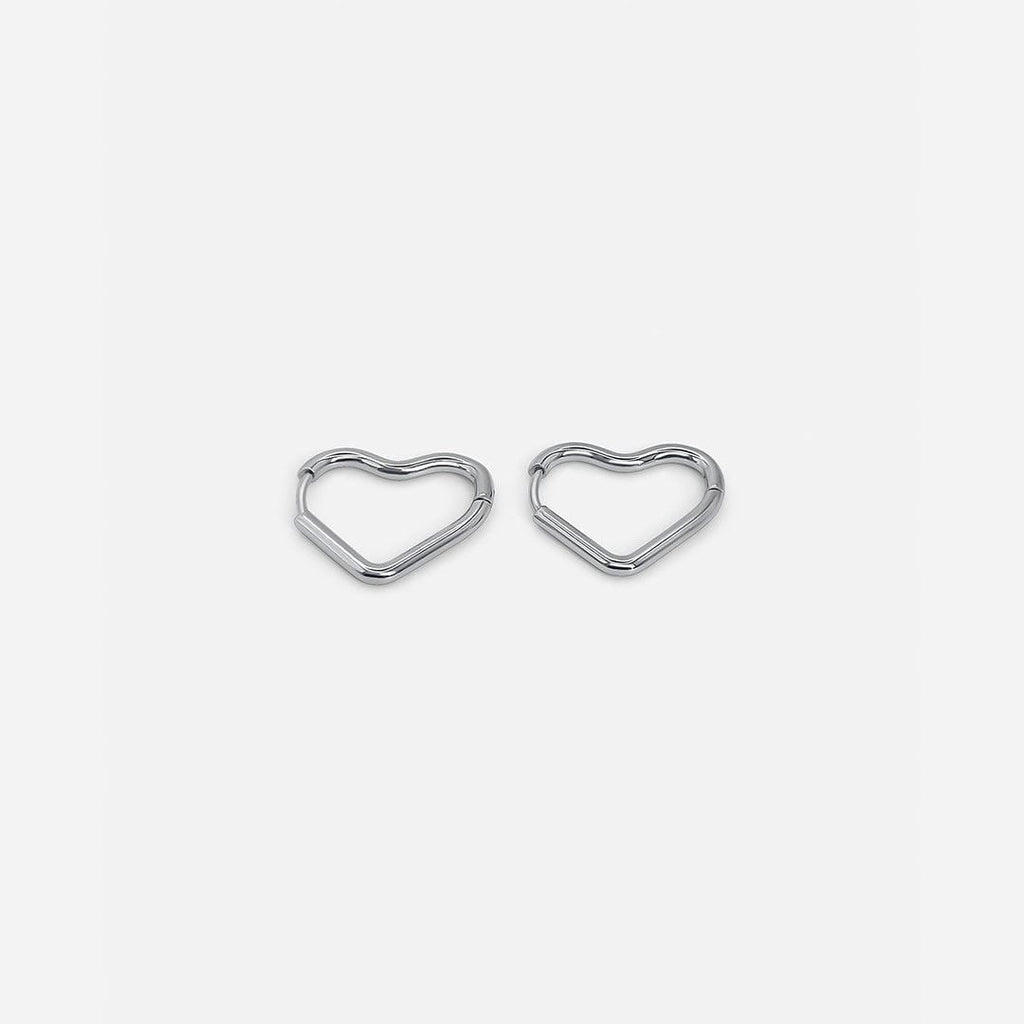 Mini Aros de Corazón Plateados