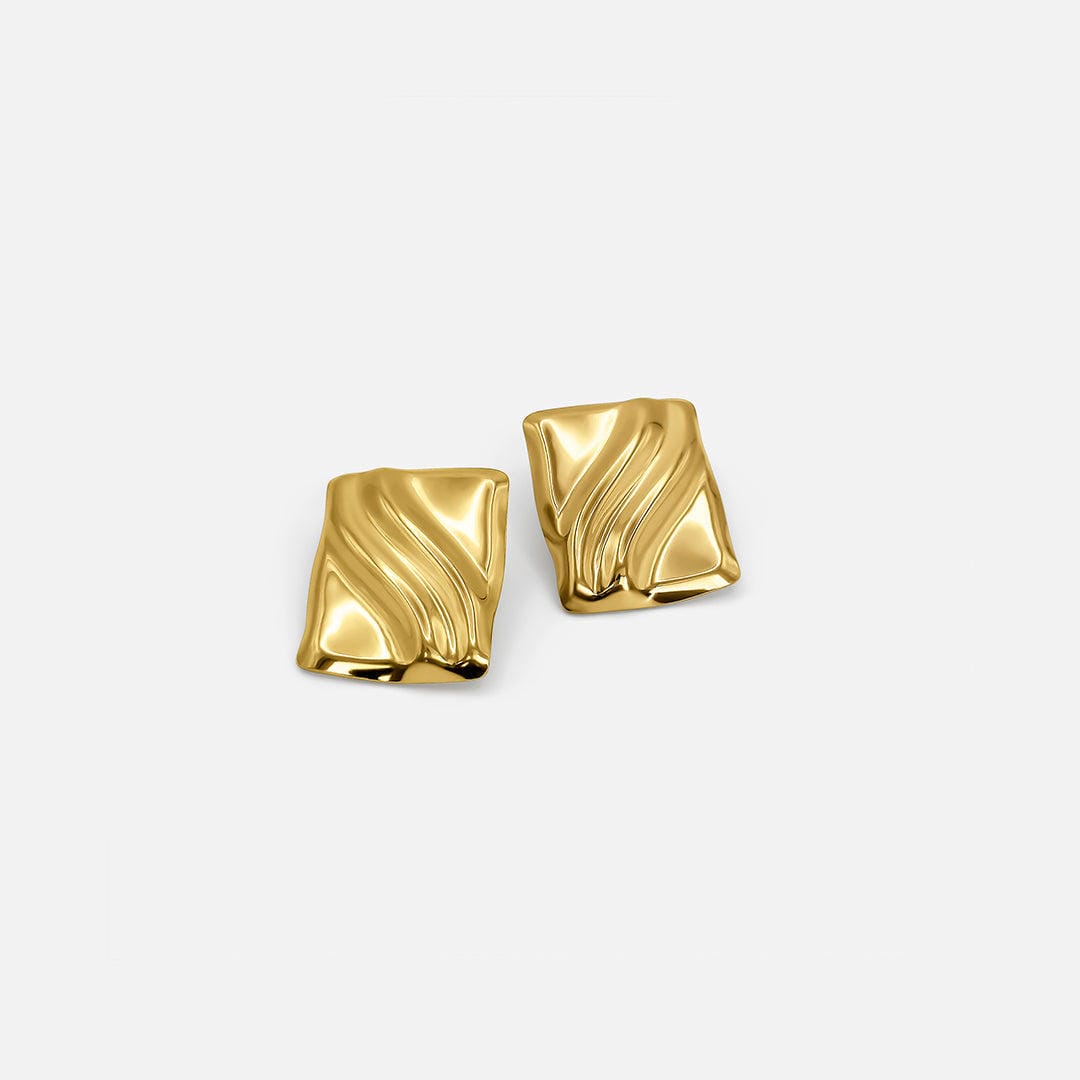Pendientes de botón atemporales de oro con forma de cubo