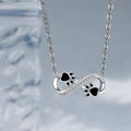 Collar de Zirconia con Huella de Pata Infinita